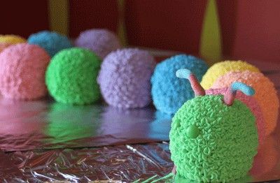 27 Amazing birthday cake ideas: Fluffy-pillar – via @babycenter #birthdaycakes