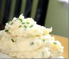 Cauliflower & garlic mashed "potatoes" To make this vegan, sub veg