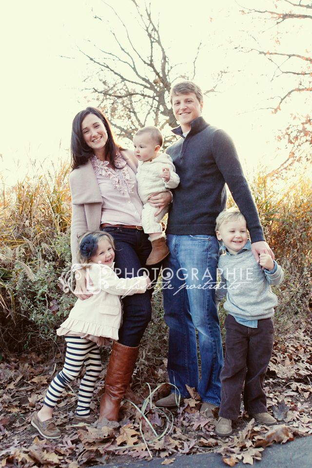 Fall Family clothes – How to match without overly matching. Photo by L Photograp