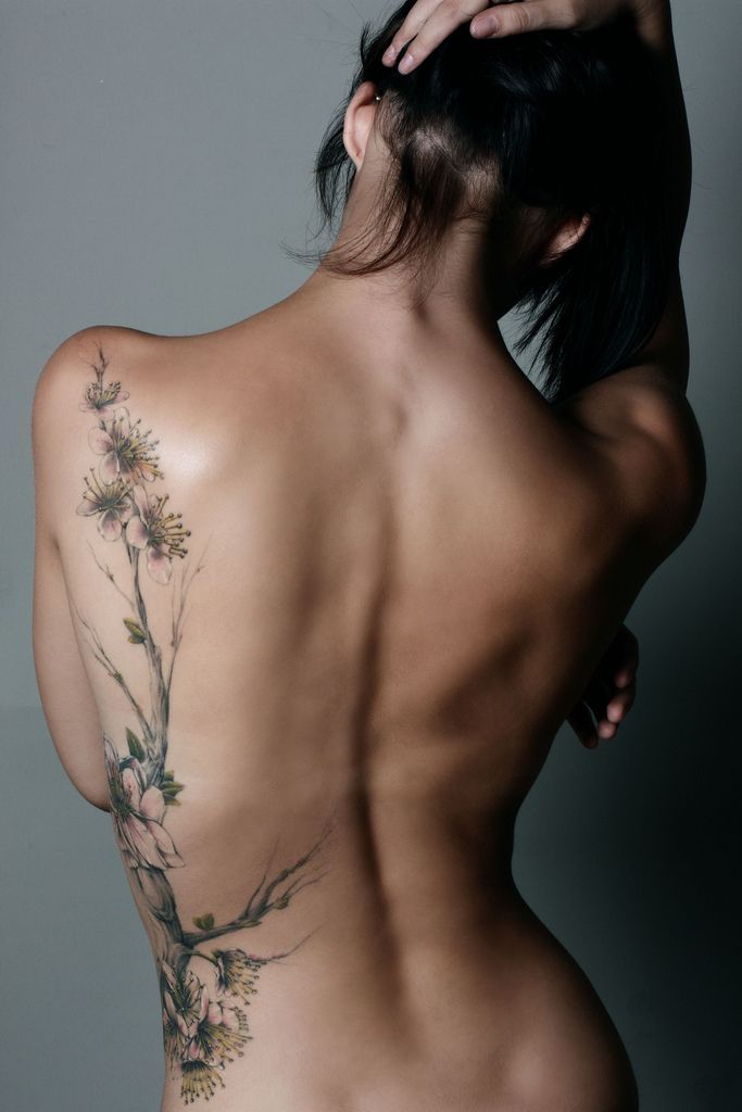 Flower Back / Side Tattoo.