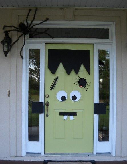 Frankenstein's Monster Door Decor : Mel Designs (October 4, 2010)