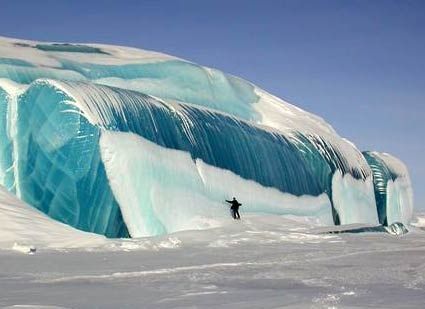 Frozen in time.  Simply stunning Frozen Tsunami wave in Antarctica