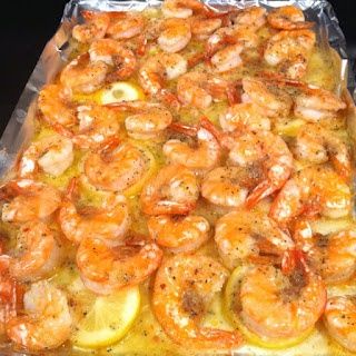 Gotta try this! I love shrimp!!! Melt a stick of butter in the pan. Slice one le