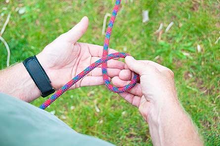 How-to Tie Knots: Bowline Knot and the Half Hitch as a Bowline Backtie | Backpac