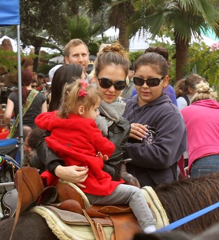 Jessica Alba takes Honor for a pony ride