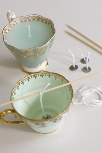 Make vintage tea cup into candles