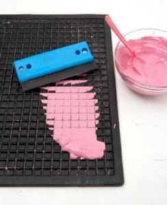 Make your own mosaic tiles in any color with wood glue, paint, and plaster, usin