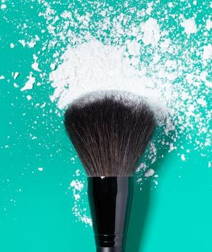 Makeup can last all day by using cornstarch as makeup protector. mix it with a b