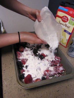 Must try… Frozen berries, dry cake mix, and 1 can of sprite. 350 for  35 min,