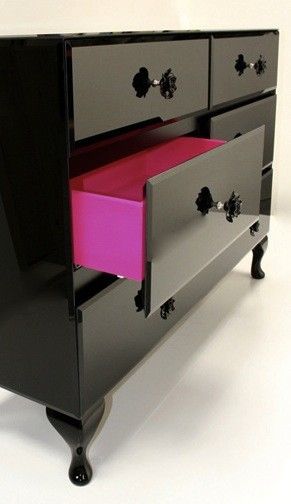 Paint inside of drawers a bold color! Good idea!!