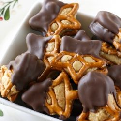 Peanut Butter Pretzel Bites – like a peanut butter ball combined with a chocolat