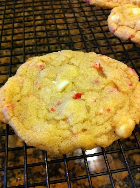 Peppermint & White Chocolate Chip Cookies