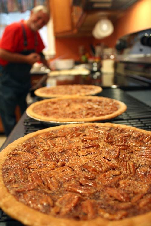 Pinner : The BEST pecan pie ever! I make these for my family every year now. For
