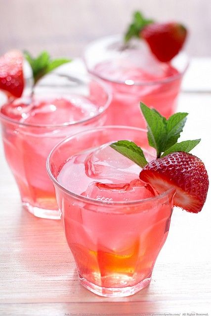 Strawberry iced tea – like summer in a glass.