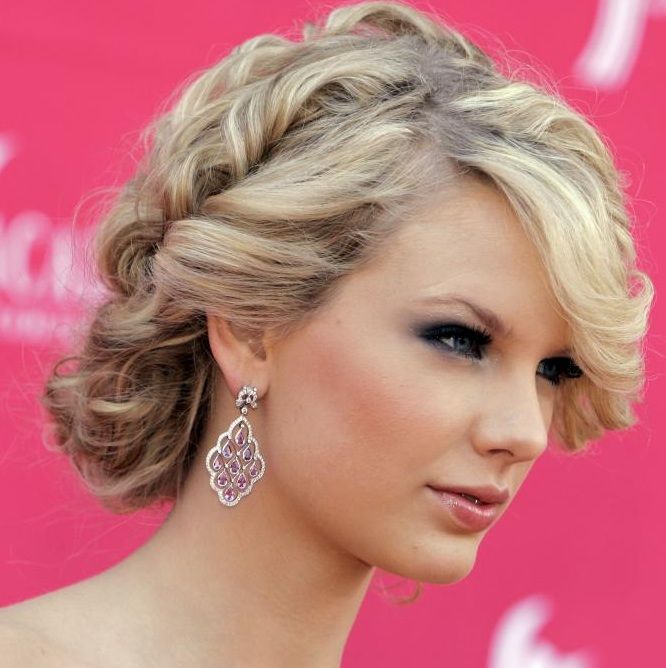 Taylor Swift hair