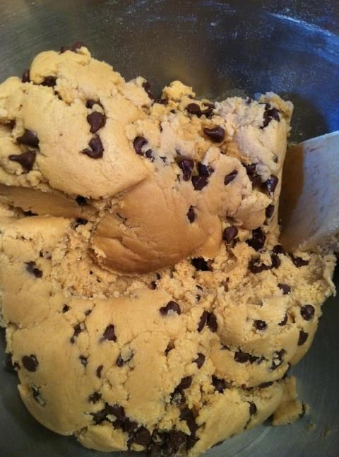 The Fluffiest Chocolate Chip Cookies Ever…blogger says:  "I recently lear
