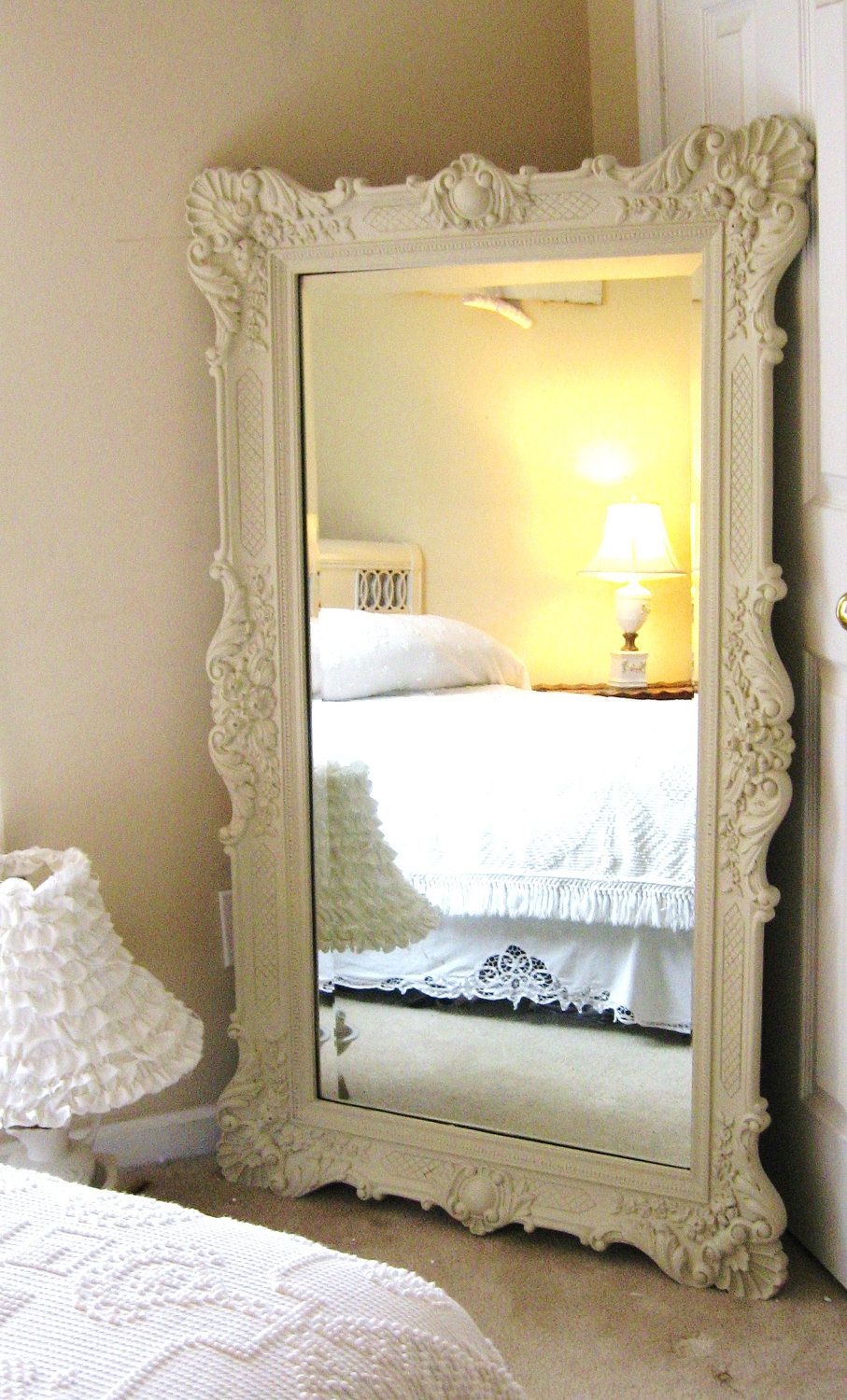 Vintage oversized mirrors!! WANT!