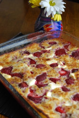 Why haven't I seen this before? Strawberry cream cheese cobbler 1/2 cup butt