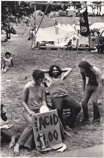 Woodstock. S)