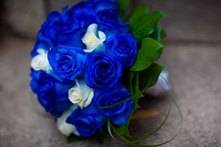 blue-wedding-bouquets