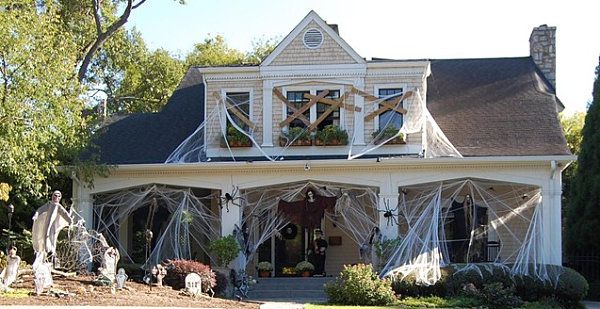 Halloween haunted house decorations -   40 Spooky Halloween Decorating Ideas for Your Stylish Home