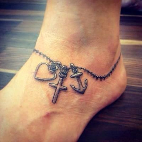 Tatouages sur les pieds, Tatouages and Emplacement pur un tatouage sur ... -   Foot Arasbesque Tattoos