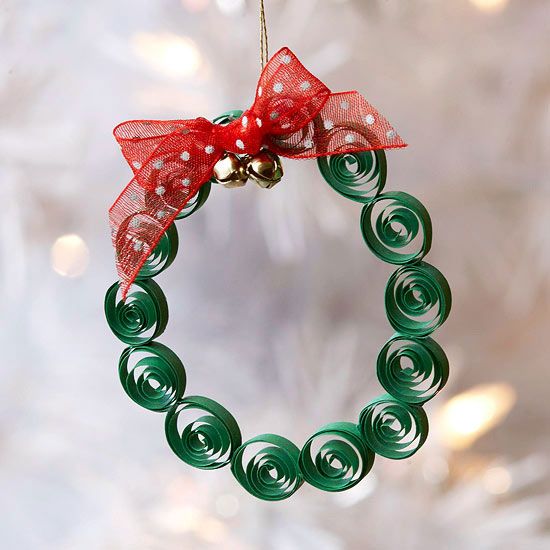 Quilled Wreath -   Easy Christmas Ornaments
