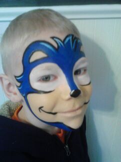 Sonic Face Paint sonic hedgehog face paint that is so boss makeup ... -   hedgehog face painting