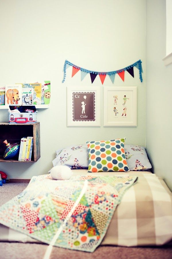 love this Sarah Jane boy print in this adorable room!