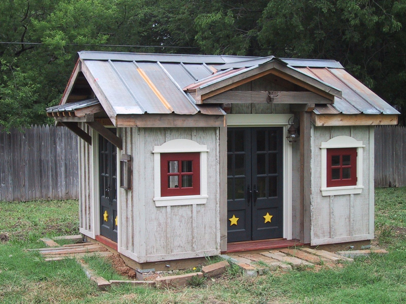 Rustic Clubhouse Playhouse -   Playhouses Ideas