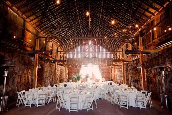 pretty barn wedding!