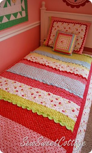 strip quilts (super easy) and the rickrack trim is so cute!