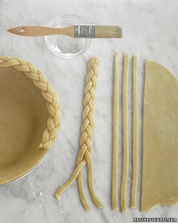 why didn't I think of that! what a pretty way to do pie crusts!
