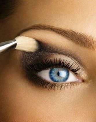 15 Tips to Perfect Smoky Eyes
