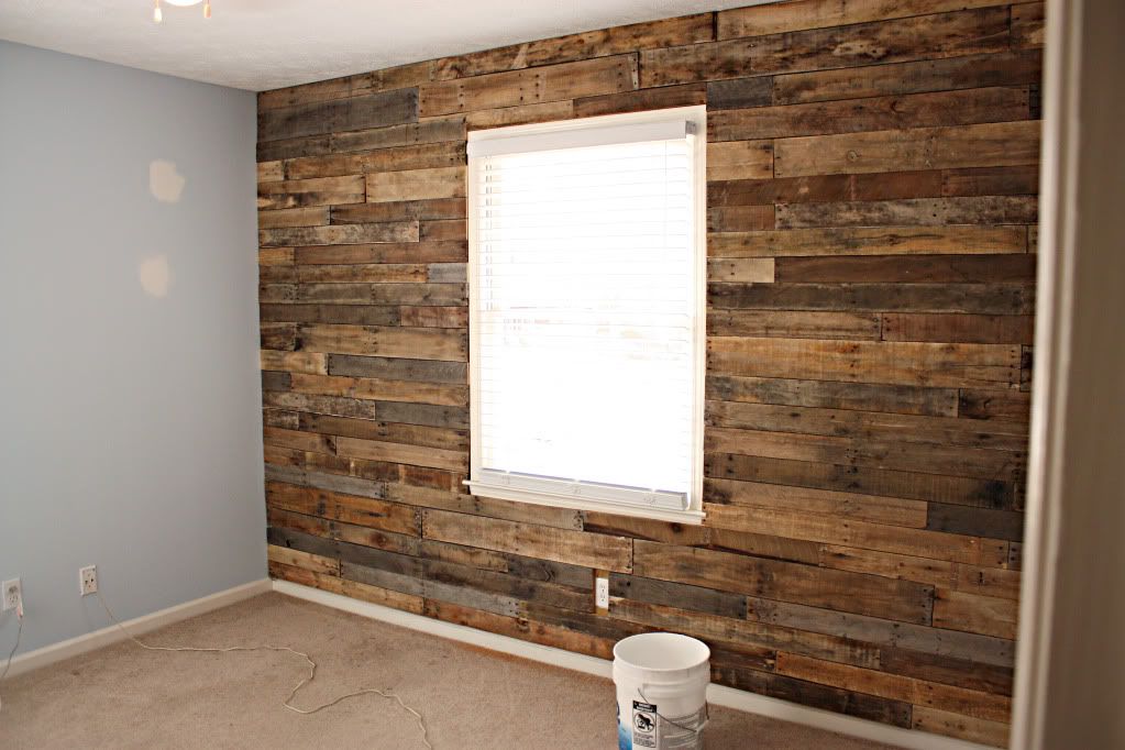 $15 do it yourself pallet accent wall