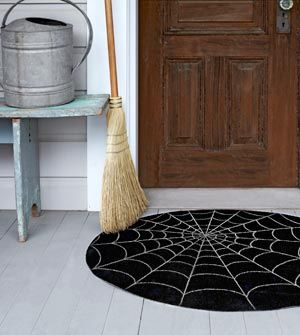 52 Halloween Craft Ideas   Make your own Halloween mat using 1 sq. yard of outdo