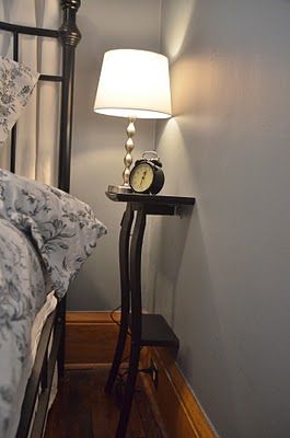 DIY: Half a night stand for small bedrooms