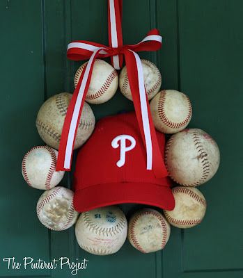 DIY baseball team wreath.  so cute for summer or for a boy's nursery!
