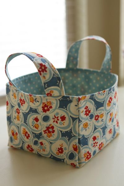 Fabric basket. Need to make a bunch of these!