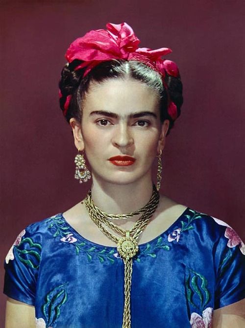 Frida Kahlo, photo by Nickolas Muray, New York, 1939