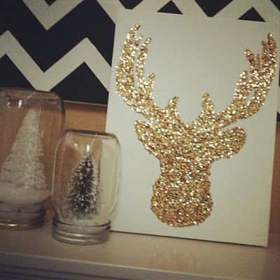 Glitter Reindeer on Canvas. i wanna do this tonight!