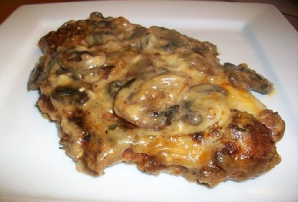 If you love chicken and mushrooms as much as I do, you must try this Chicken wit