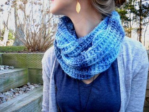Infinity knitted scarf