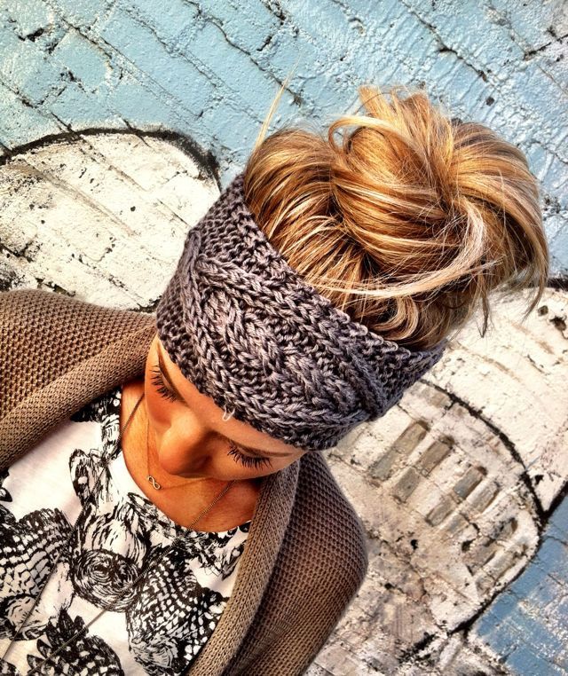 Knitted headband and messy bun for fall or winter.