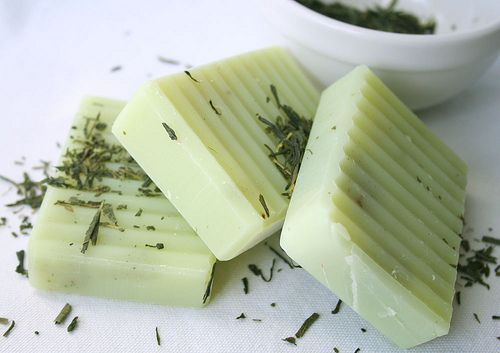 Lemongrass, Green Tea + Oatmeal Soap – Cold Process Recipe