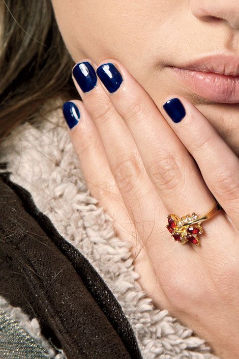 Navy nails for fall…love!