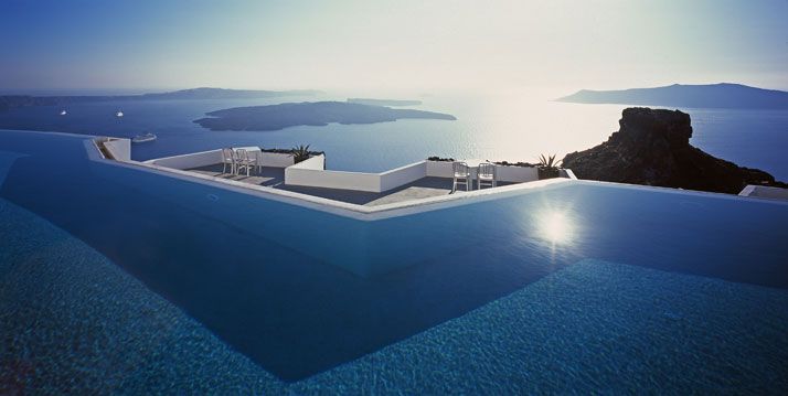 Santorini Grace Hotel / Divercity & mplusm architects. #swimmingpools #pools