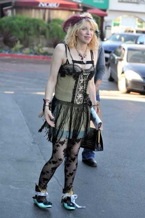 What was she WEARING?? Courtney Love!