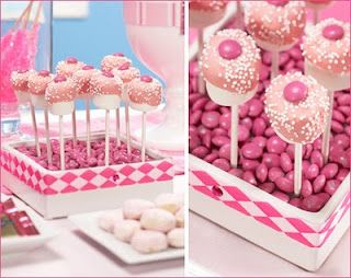 cake pop display