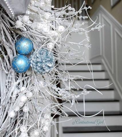 cg winter wreath blue ornaments